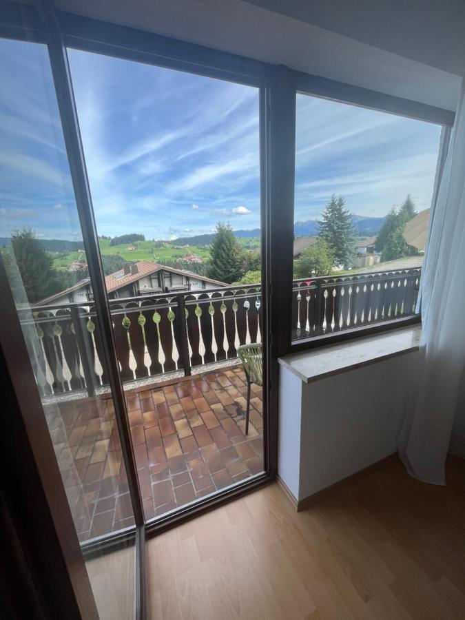 Helle Wohnung Mit Grossem Balkon Oberreute Eksteriør billede